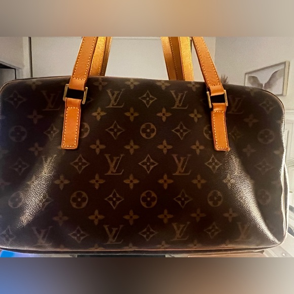 ⭐️Louis Vuitton Monogram Cite GM shoulder bag, excellent condition, authentic - Picture 4 of 16